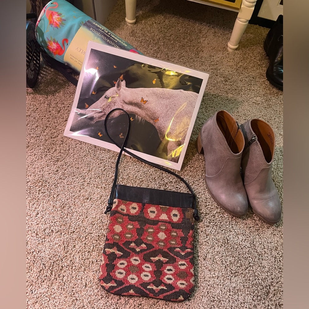 Kilim Art Bag Vintage handcrafted in Turkey
This bag is beautifully made
